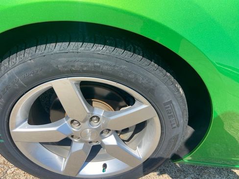 Used 2010 Chevrolet Camaro LT RWD image 27