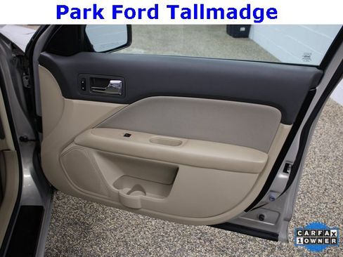 Used 2010 Ford Fusion SE image 20