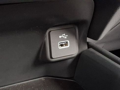 Certified 2025 Honda HR-V Sport image 24