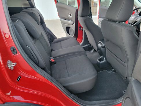 Used 2017 Honda HR-V LX image 16