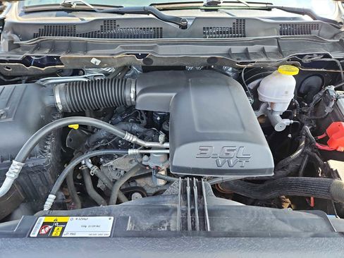 Used 2022 RAM 1500 Classic Warlock image 29