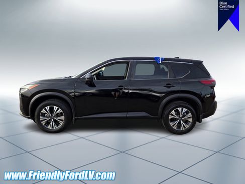 Used 2022 Nissan Rogue SV image 3