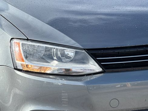 Used 2013 Volkswagen Jetta SE image 10