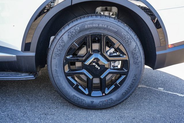 Used 2027 Kia Telluride LX FWD image 19