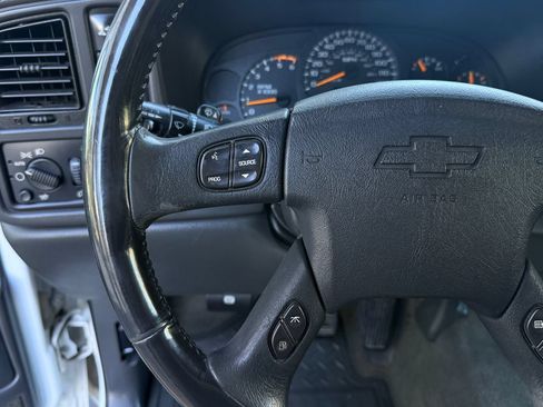 Used 2003 Chevrolet Silverado 2500 LS AWD/4WD image 27