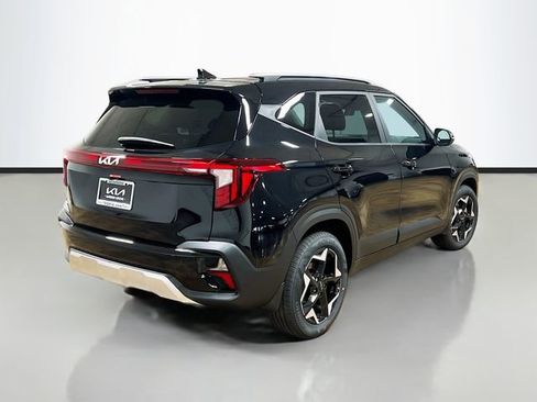 New 2026 Kia Seltos S FWD image 7