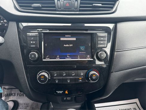 Used 2020 Nissan Rogue S AWD/4WD image 14