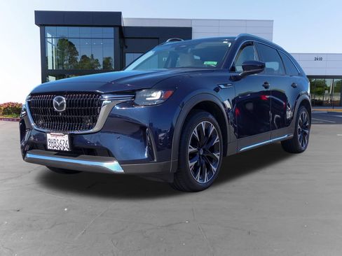 Certified 2024 MAZDA CX-90 Plug-In Hybrid w/ Premium Plus AWD/4WD image 9