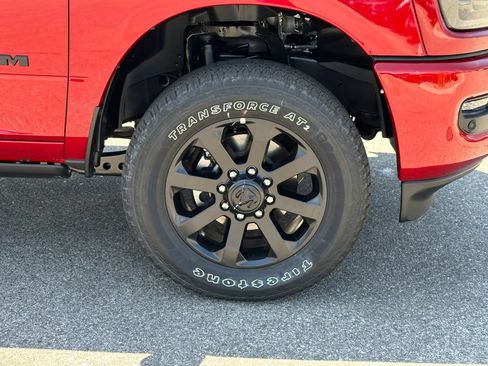 New 2026 RAM 2500 Laramie AWD/4WD image 11