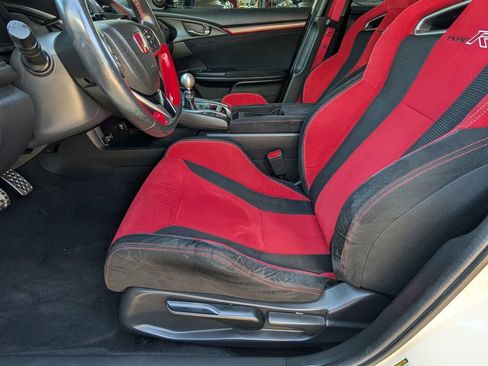 Used 2019 Honda Civic Type R image 13