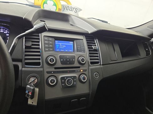 Used 2017 Ford Taurus Police Interceptor AWD image 22