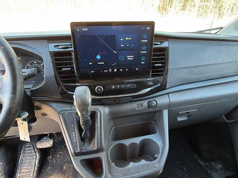 Used 2024 Ford Transit 350 XLT image 28