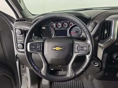 Used 2019 Chevrolet Silverado 1500 LT w/ True North Edition AWD/4WD image 11