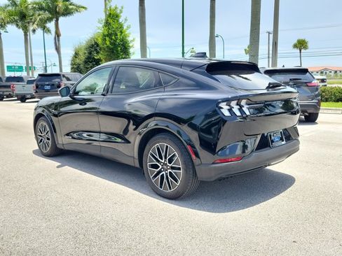 Certified 2025 Ford Mustang Mach-E Premium AWD/4WD image 8