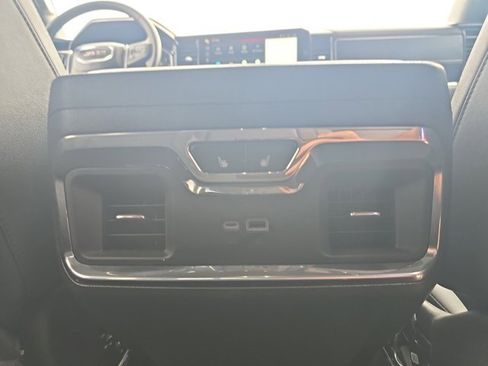 Used 2024 GMC Sierra 1500 SLT w/ SLT Premium Plus Package image 25