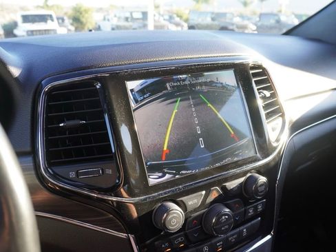 Used 2022 Jeep Grand Cherokee Limited image 15