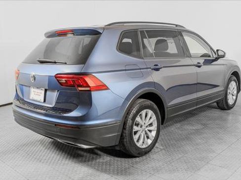 Used 2019 Volkswagen Tiguan S w/ Driver Assistance Package FWD image 8