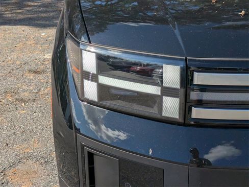 New 2026 Hyundai Santa Fe SE image 9