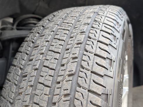 Used 2023 Chevrolet Colorado LT image 34