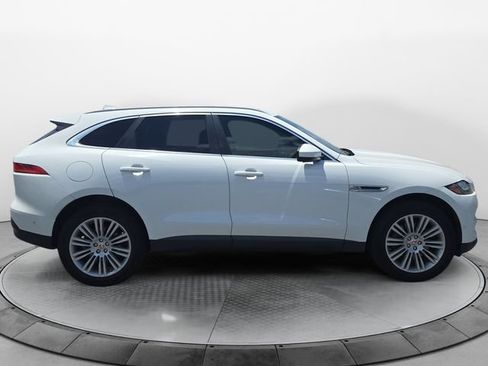 Used 2019 Jaguar F-PACE Portfolio AWD/4WD image 6