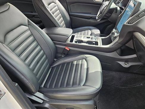 Used 2024 Ford Edge SEL w/ Convenience Package image 18