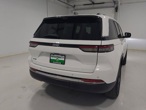 Used 2022 Jeep Grand Cherokee Limited 4xe w/ Luxury Tech Group II AWD/4WD image 7
