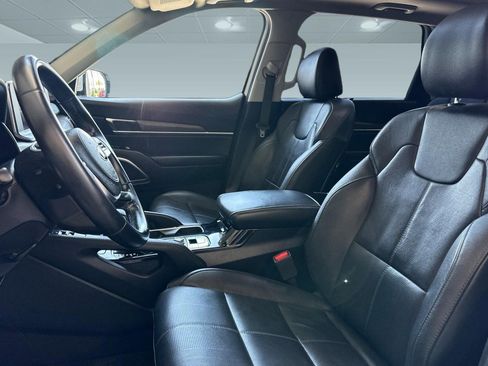 Used 2020 Kia Telluride SX w/ Towing Package FWD image 5