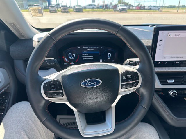 Used 2026 Ford Explorer Active w/ Active Comfort Package RWD image 35