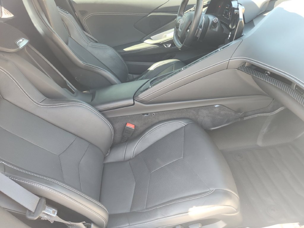 Used 2022 Chevrolet Corvette Stingray Coupe w/ 1LT RWD image 14