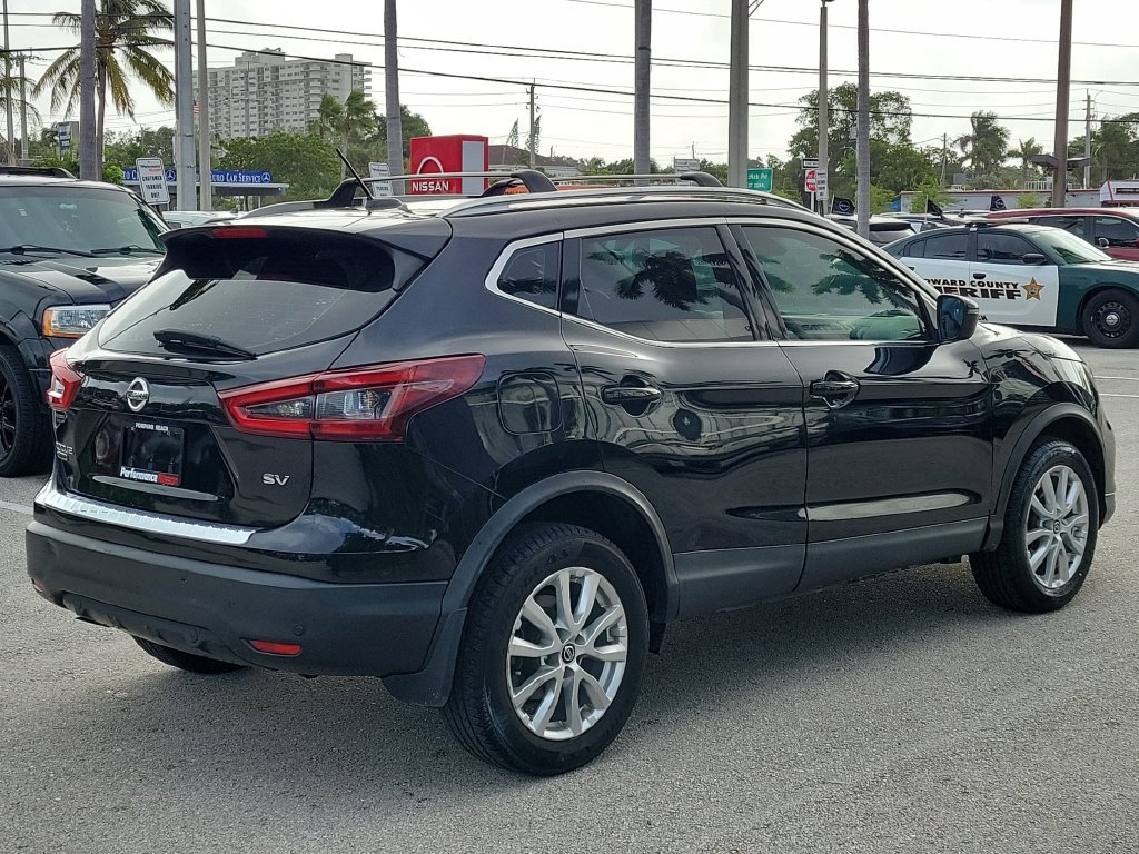 Certified 2020 Nissan Rogue Sport SV FWD image 8