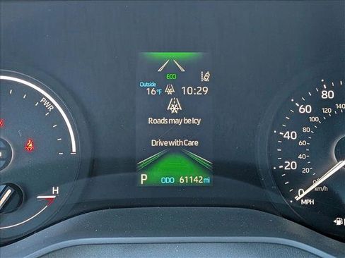 Used 2024 Toyota Sienna XLE image 10