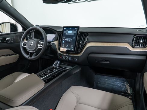 New 2026 Volvo XC60 B5 Plus w/ Climate Package AWD/4WD image 14