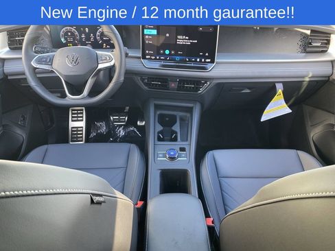 New 2026 Volkswagen Tiguan SE R-Line FWD image 11