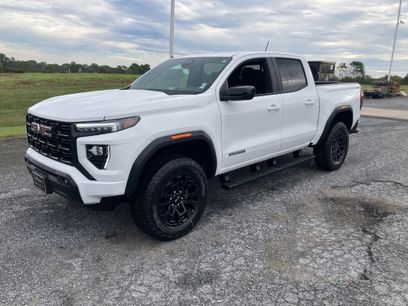 New 2026 GMC Canyon Elevation w/ Convenience Package