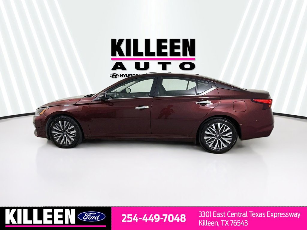 Used 2025 Nissan Altima 2.5 SV FWD image 4