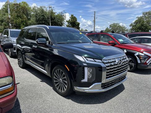 Used 2024 Hyundai Palisade Calligraphy AWD/4WD image 2