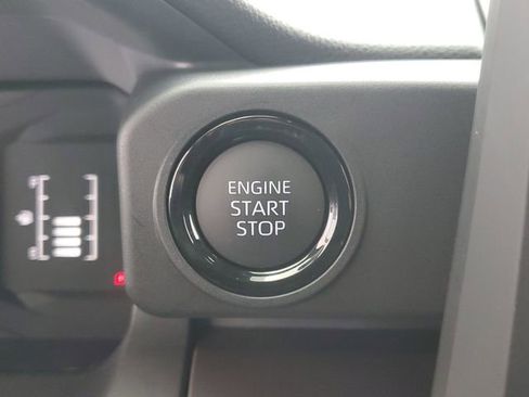 Used 2026 Toyota Tacoma SR5 image 31