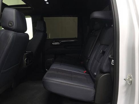Used 2024 Chevrolet Silverado 2500 High Country w/ High Country Premium Package AWD/4WD image 9