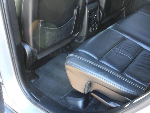 Used 2015 Jeep Grand Cherokee Limited image 52