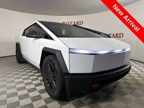 Used 2025 Tesla Cybertruck AWD Crew Cab image 1