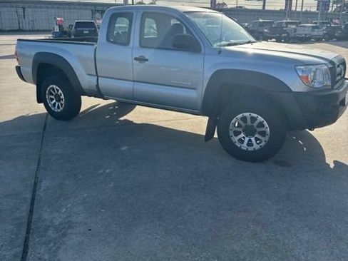 Used 2007 Toyota Tacoma PreRunner RWD image 1
