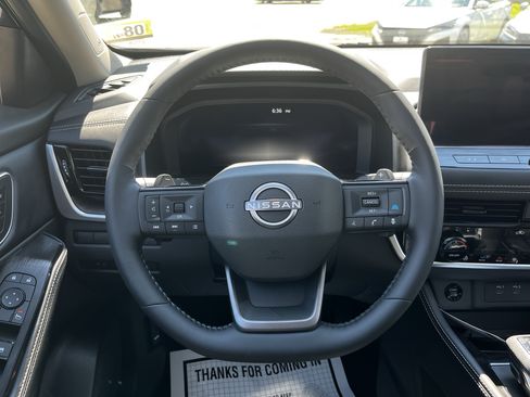 New 2026 Nissan Rogue Platinum AWD/4WD image 19