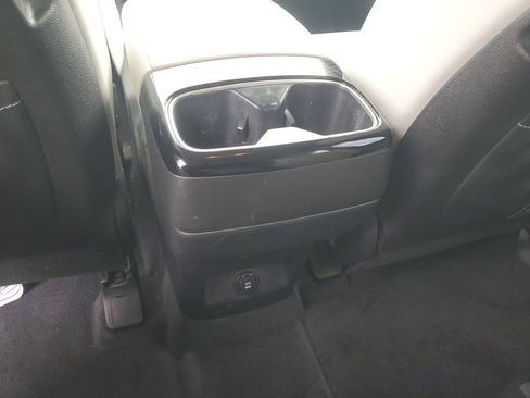 Used 2023 Kia Telluride S FWD image 25