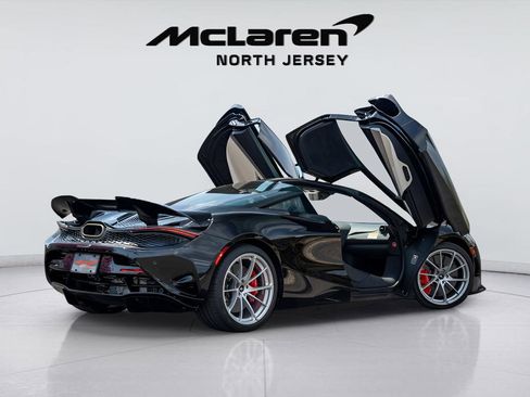 New 2026 McLaren 750S RWD image 10