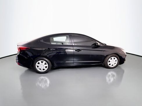 Used 2020 Hyundai Elantra SE image 11
