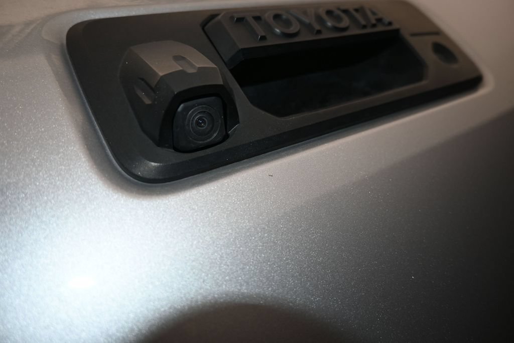Used 2021 Toyota Tacoma SR5 w/ SR5 Appearance Package (SM) RWD image 39