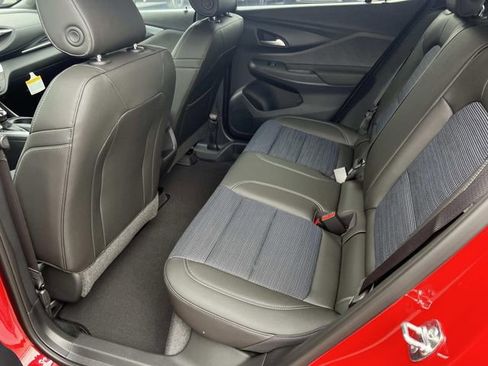 Used 2026 Buick Envista Preferred w/ Convenience I Package image 11