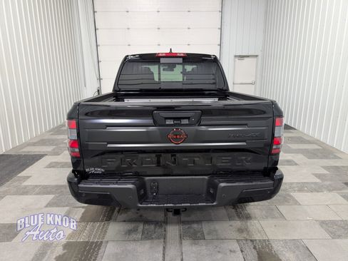 Used 2026 Nissan Frontier PRO-4X w/ Pro-4x Convenience Package image 4