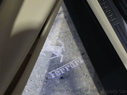 Used 2022 Ferrari Roma image 19