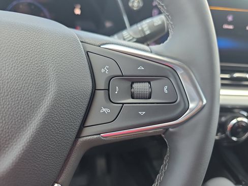 New 2026 Chevrolet Trax LT w/ LT Convenience Package FWD image 20